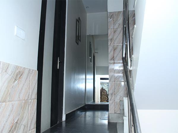 Dreamz Suites New Delhi Exterior photo